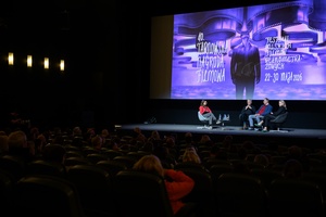 40. TNF: Prolog - Na scenie Marzenia (od lewej) Kaja Łuczyńska, Piotr Jaxa, Mikołaj Jazdon, Grażyna Szapołowska podczas spotkania z publicznością