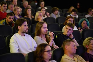 40. TNF: Dzień 2 (23.05.26) - Publiczność zadająca pytanie reżyserowi filmu "Chopin, Chopin"