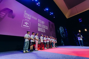 40. TNF: Dzień 4 (25.05.26) - W sali Marzenia prezentacja Jury Dziecięcego 40. TNF przed pierwszą projekcją Filmów Młodego Widza