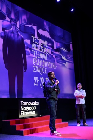 40. TNF: Dzień 7 (28.05.26) - Na scenie Marzenia Piotr Domalewski zapraszający widzów na swój film "Ministranci"