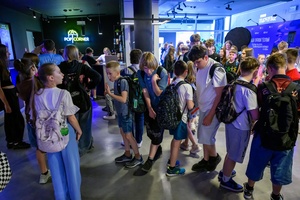 40. TNF: Dzień 7 (28.05.26) - Najmłodsi widzowie przybywający do Marzenia na projekcje Filmów Młodego Widza