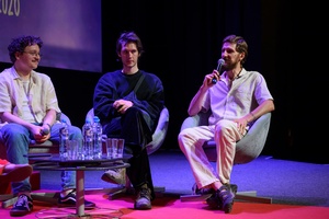 40. TNF: Dzień 8 (29.05.26) - Na scenie Marzenia reżyserzy Jakub Prysak („Bez reszty” ), Wojtek Węglarz („Bloodline”) i Paweł J.J. Modzelewski („O Świecenie!”) podczas spotkania z publicznością po projekcji krótkich metraży