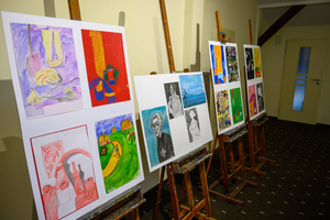 Wystawa Studio Art - Dialog Form