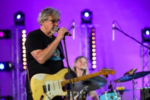 Był Sobie Blues 2026: Śląska Grupa Bluesowa - Na scenie Leszek Winder zapowiadający przedstawiający zespół