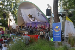 Szanty na Starówce: Dzień 2 - 40 Lat Bezanu - Koncert jubileuszowy