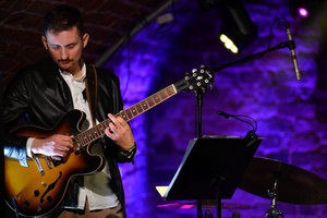 Koncert: LNSD Quartet - Gabriel Niedziela na gitarze.