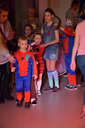 Mały bal dla wielkich ludzi