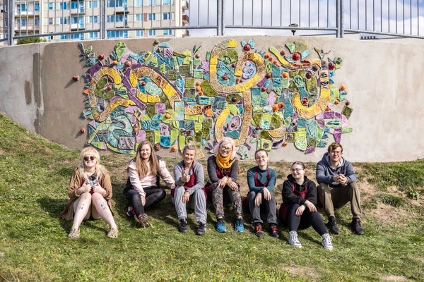 DKW: Montaż ceramiki na tarasie widokowym